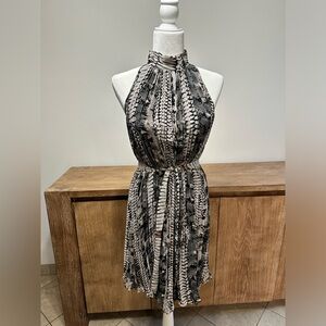 Stunning Zara dress never worn size 6